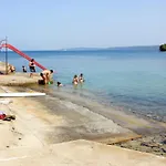 Πανσιόν And With Parking Space Mrljane, Pasman - 299 3*