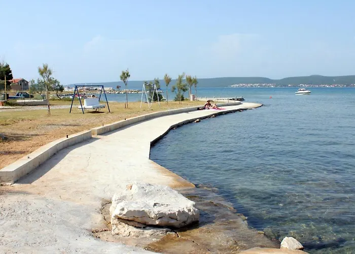 Gasthuis And With Parking Space Mrljane, Pasman - 299 Mali Pašman